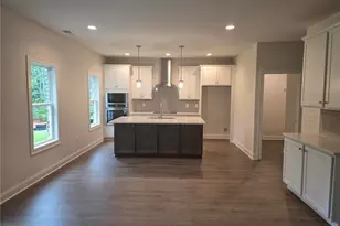 105 Southview Dr, Ellenwood, GA 30294 - Photo 5