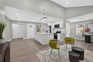 687 Woods Dr NW, Atlanta, GA 30318 - Photo 3