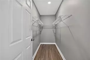 687 Woods Dr NW, Atlanta, GA 30318 - Photo 11