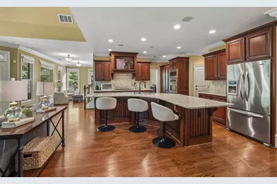 963 Garner Creek Drive SW, Lilburn, GA 30047 - Photo 3