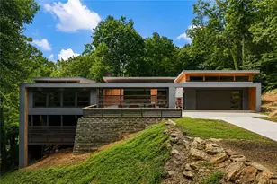 242 Valley Ridge Dr, Roswell, GA 30075 - Photo 1