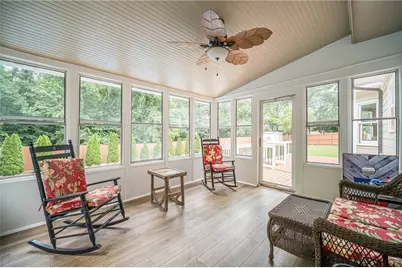 1532 Berkshire Farm Drive, Snellville, GA 30078 - Photo 25