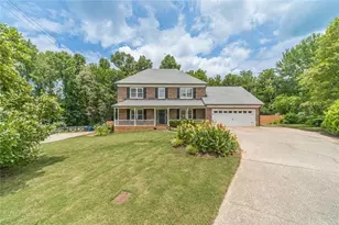 1532 Berkshire Farm Dr, Snellville, GA 30078 - Photo 1