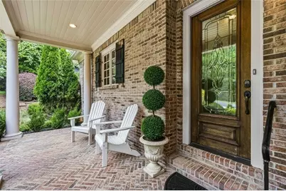 542 N Saint Marys Lane NW, Marietta, GA 30064 - Photo 5
