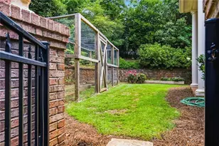 542 N St Marys Ln NW, Marietta, GA 30064 - Photo 37