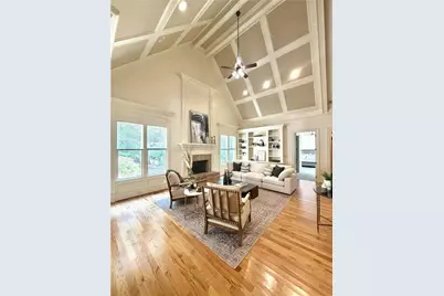 542 N Saint Marys Lane NW, Marietta, GA 30064 - Photo 3