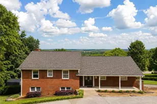 206 Victory Dr, Calhoun, GA 30701 - Photo 1