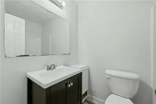 667 Hunting Creek Ln SE, Conyers, GA 30013 - Photo 11