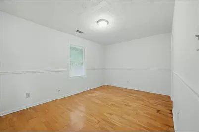 667 Hunting Creek Lane SE, Conyers, GA 30013 - Photo 3