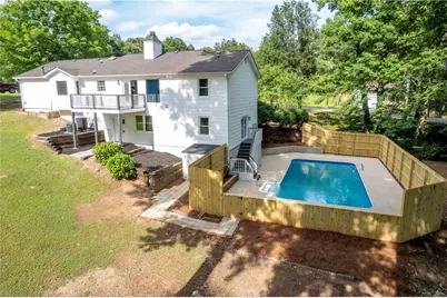 60 Lakeside Dr, Covington, GA 30016 - Photo 5