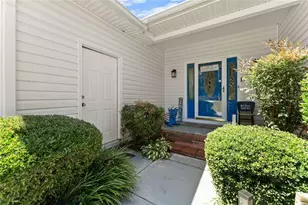 3322 Barry Ln, Gainesville, GA 30506 - Photo 5