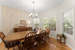3322 Barry Ln, Gainesville, GA 30506 - Photo 11
