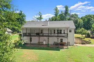3322 Barry Ln, Gainesville, GA 30506 - Photo 5