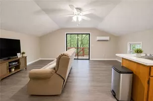 465 Waters Edge Dr, Clarkesville, GA 30523 - Photo 33