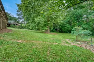 245 Emily Dr SW, Lilburn, GA 30047 - Photo 33