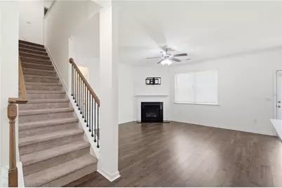 3369 English Elm Way, Loganville, GA 30052 - Photo 7