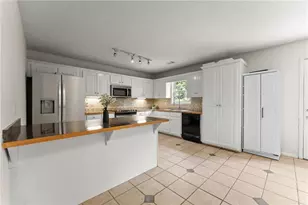 4516 Nohl Ridge Ln, Flowery Branch, GA 30542 - Photo 9