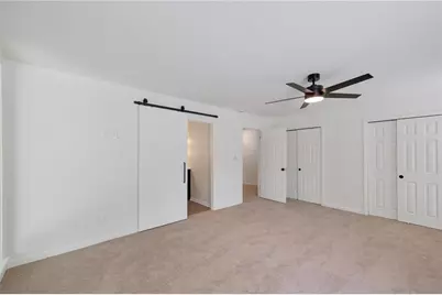 1079 Riverbend Club Drive SE, Atlanta, GA 30339 - Photo 17