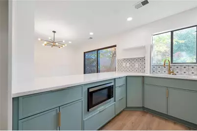 1079 Riverbend Club Drive SE, Atlanta, GA 30339 - Photo 11