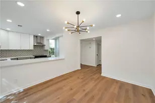 1079 Riverbend Club Dr SE, Atlanta, GA 30339 - Photo 9