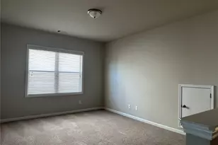 2439 Ivy Meadow Ln, Buford, GA 30519 - Photo 9