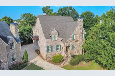 2252 Parkwood Place Court SE, Smyrna, GA 30080 - Photo 1