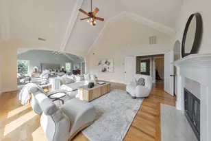 2252 Parkwood Pl Ct SE, Smyrna, GA 30080 - Photo 3