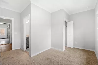 2021 Ocean Dr NW, Atlanta, GA 30318 - Photo 5