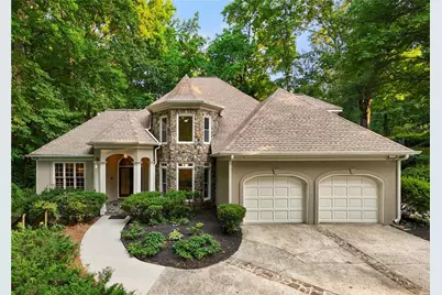 980 Ashebrooke Way NE, Marietta, GA 30068 - Photo 3