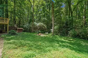 1373 Fairfield Dr SW, Lilburn, GA 30047 - Photo 25