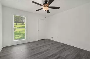 1373 Fairfield Dr SW, Lilburn, GA 30047 - Photo 17