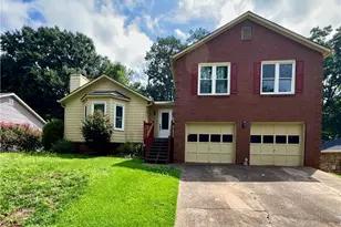 440 Hunters Cove Ct, Lawrenceville, GA 30044 - Photo 1