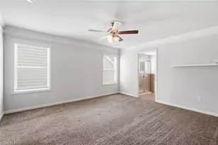 6464 Crosscreek Ln, Flowery Branch, GA 30542 - Photo 17