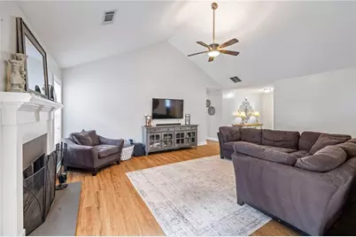 378 Kiley Drive, Hoschton, GA 30548 - Photo 5