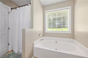 378 Kiley Dr, Hoschton, GA 30548 - Photo 17