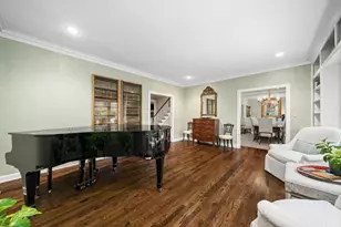 8950 Huntcliff Trce, Sandy Springs, GA 30350 - Photo 7