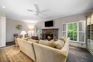 8950 Huntcliff Trce, Sandy Springs, GA 30350 - Photo 25