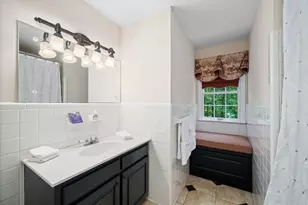 8950 Huntcliff Trce, Sandy Springs, GA 30350 - Photo 43