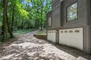 1533 Hillhaven Dr, Marietta, GA 30062 - Photo 11