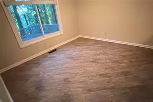 1533 Hillhaven Dr, Marietta, GA 30062 - Photo 3