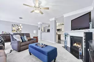 928 Pierce Ivy Ct, Lawrenceville, GA 30043 - Photo 11