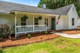 135 Dixie Ln, Covington, GA 30014 - Photo 3