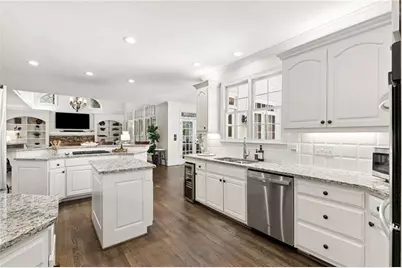 9140 Nesbit Lakes Drive, Alpharetta, GA 30022 - Photo 19