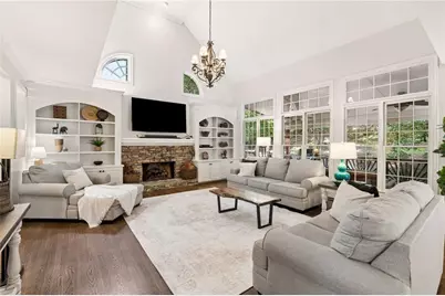 9140 Nesbit Lakes Drive, Alpharetta, GA 30022 - Photo 11