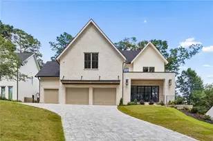 3035 Parkridge Dr NE, Brookhaven, GA 30319 - Photo 3