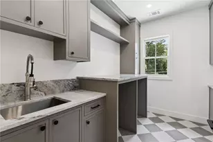 3035 Parkridge Dr NE, Brookhaven, GA 30319 - Photo 49