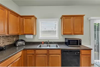 1936 Lakeshore Overlook Circle NW, Kennesaw, GA 30152 - Photo 15