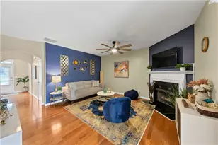 1936 Lakeshore Overlook Cir NW, Kennesaw, GA 30152 - Photo 9