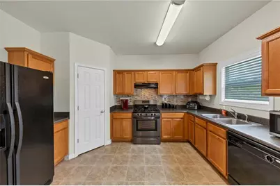 1936 Lakeshore Overlook Circle NW, Kennesaw, GA 30152 - Photo 13