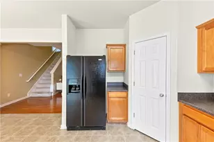 1936 Lakeshore Overlook Cir NW, Kennesaw, GA 30152 - Photo 17